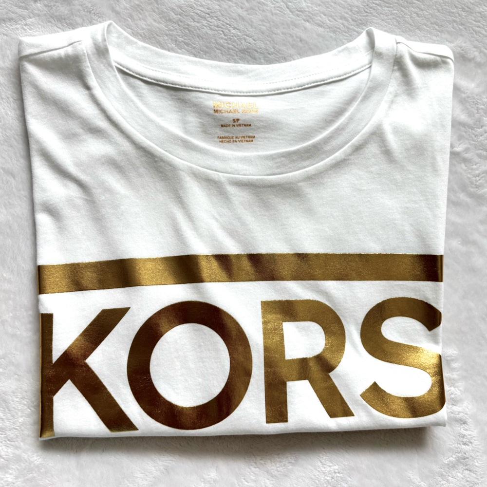 MICHAEL KORS White Gold Foil Cropped Short Sleeve Logo T-Shirt--NWT--S - Picture 13 of 15